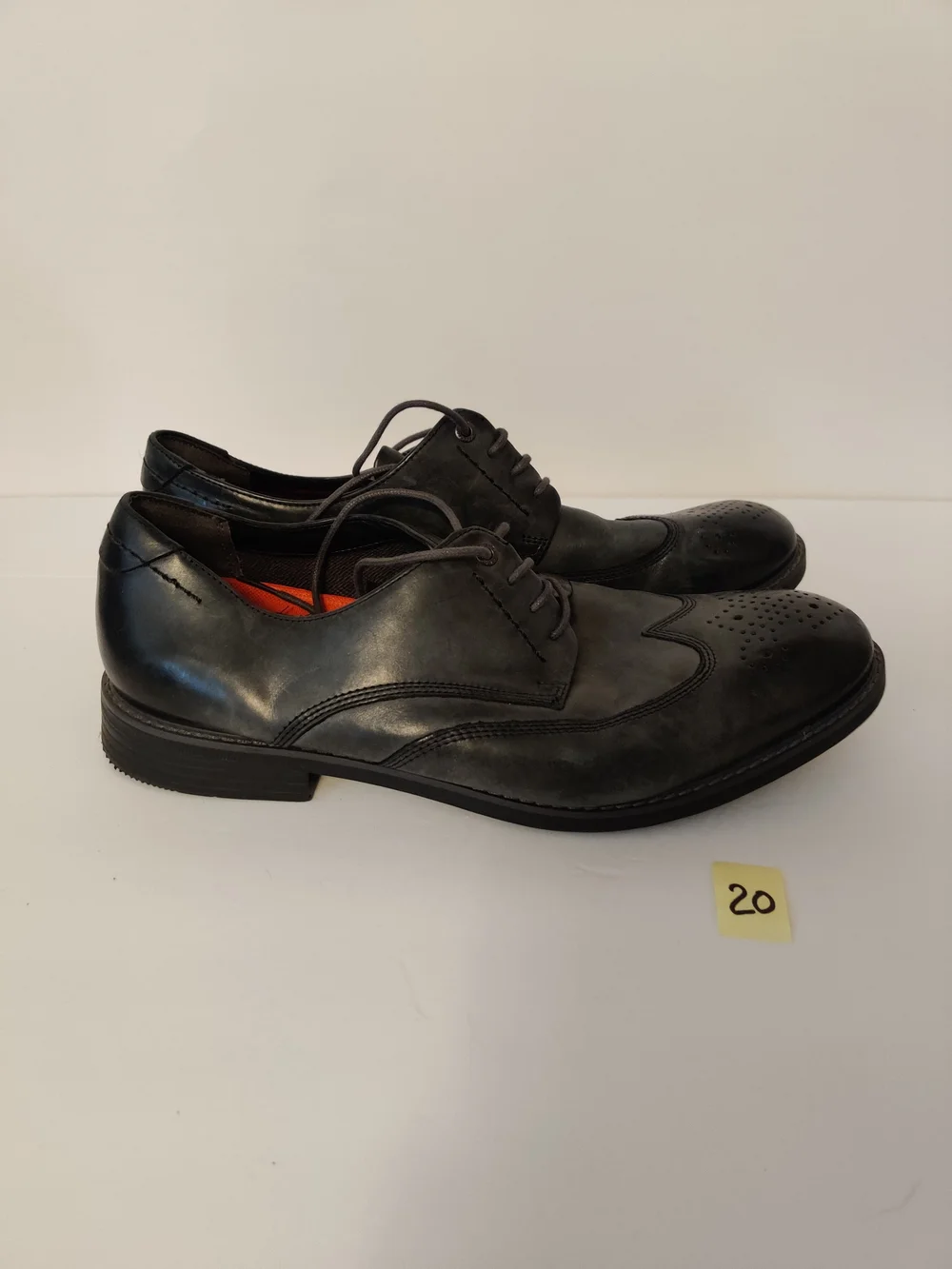 Rockport classic wingtip